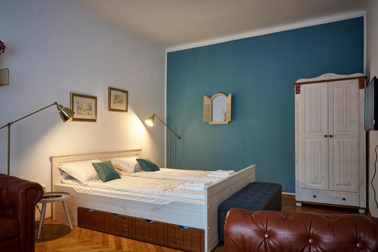 City Escape Apartments Brasov Ngoại thất bức ảnh