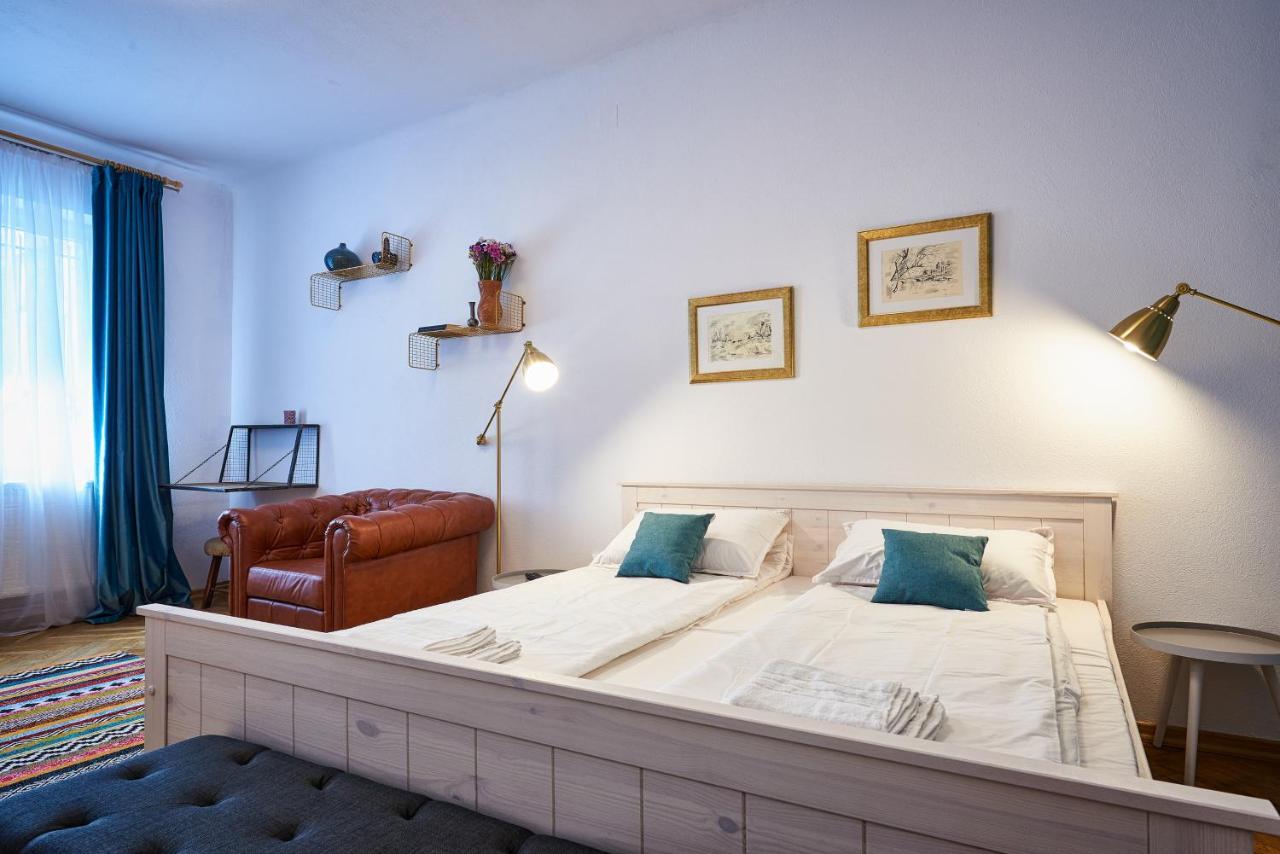 City Escape Apartments Brasov Ngoại thất bức ảnh