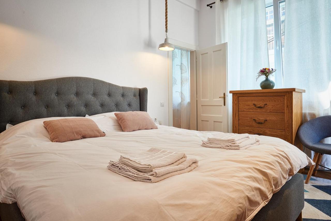City Escape Apartments Brasov Ngoại thất bức ảnh