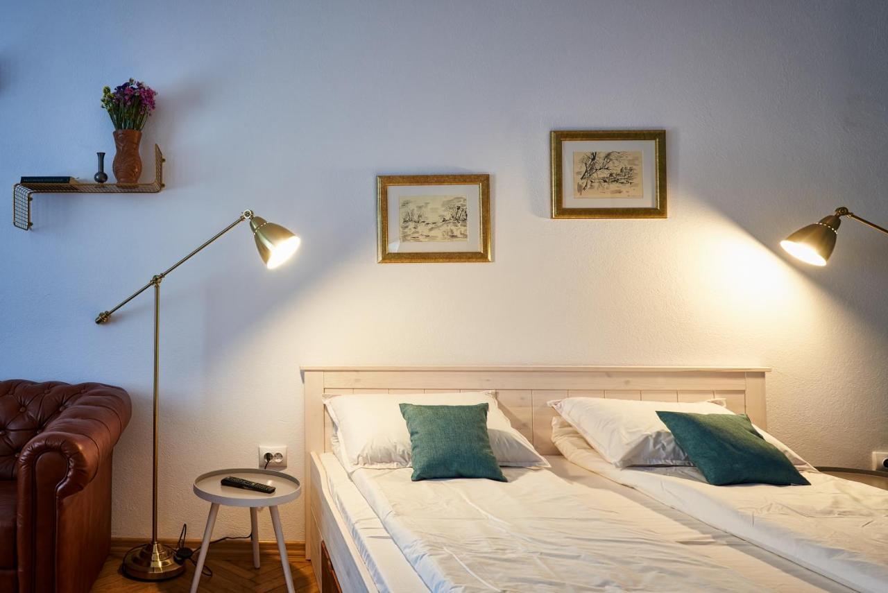 City Escape Apartments Brasov Ngoại thất bức ảnh