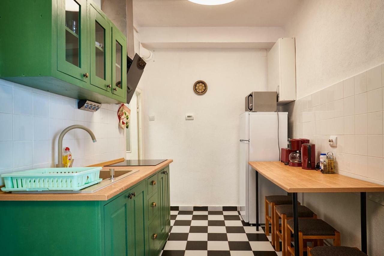 City Escape Apartments Brasov Ngoại thất bức ảnh
